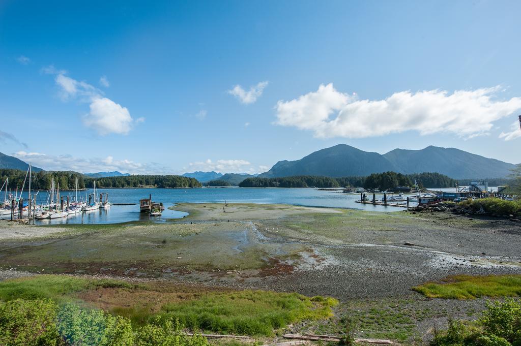 Luxury 2Br Oceanfront Condo By Onlybc 201 Tofino Exterior photo