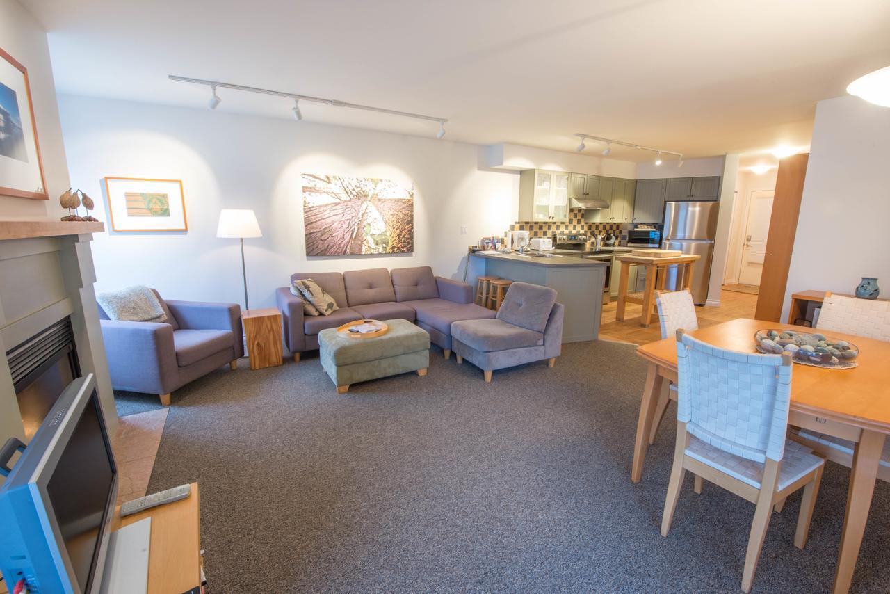 Luxury 2Br Oceanfront Condo By Onlybc 201 Tofino Exterior photo